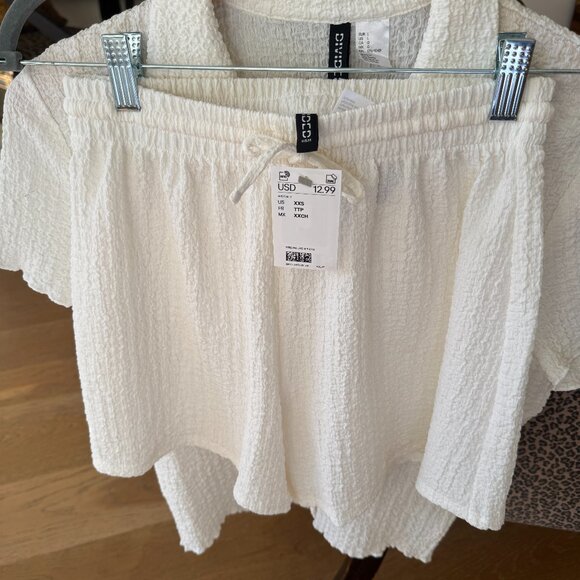 Shorts - Picture 1 of 1